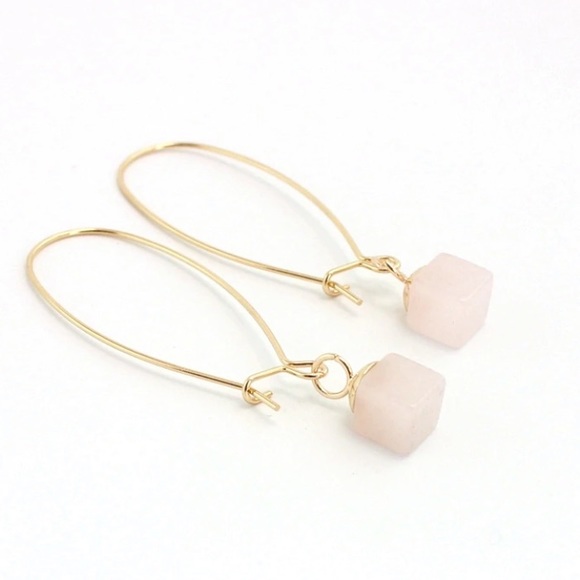Jewelry - ❌@COST❌ Natural Crystal Copper Hook Earrings Rose